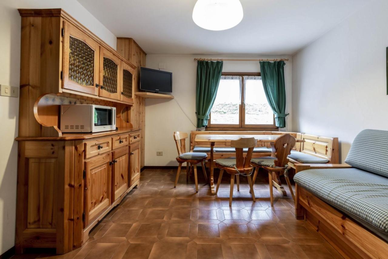 Appartamento Stella Alpina Campitello di Fassa Esterno foto