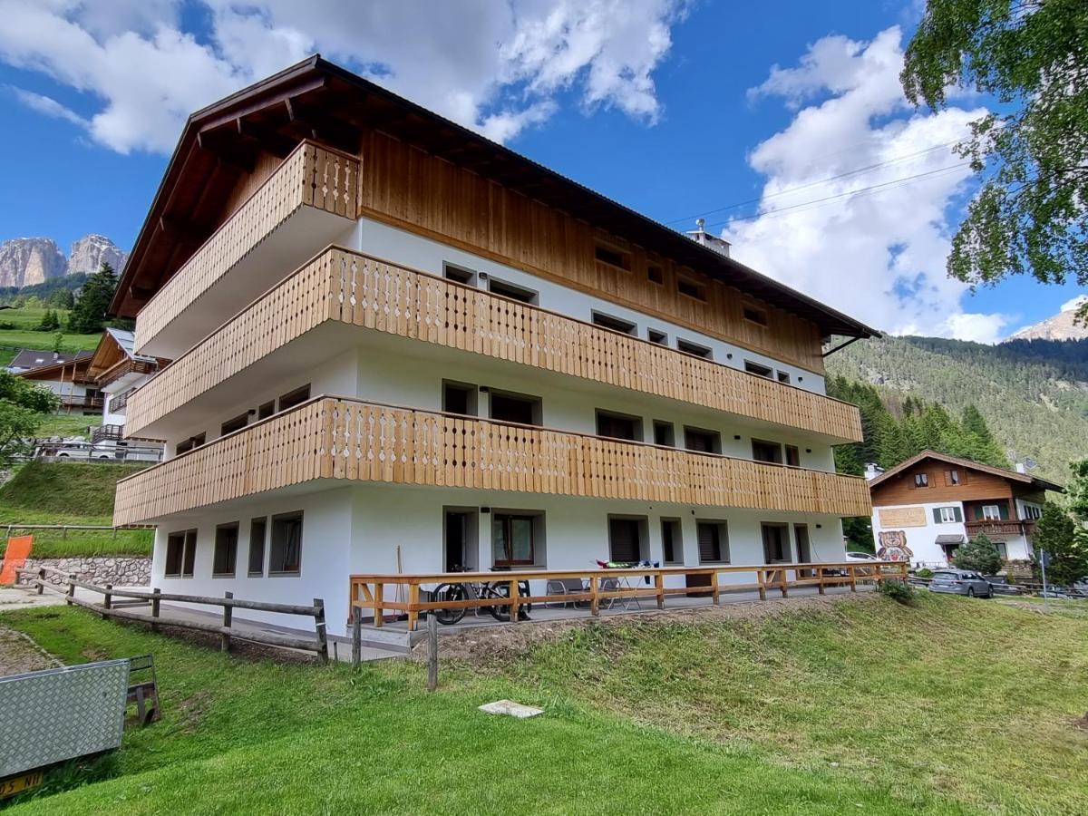 Appartamento Stella Alpina Campitello di Fassa Esterno foto