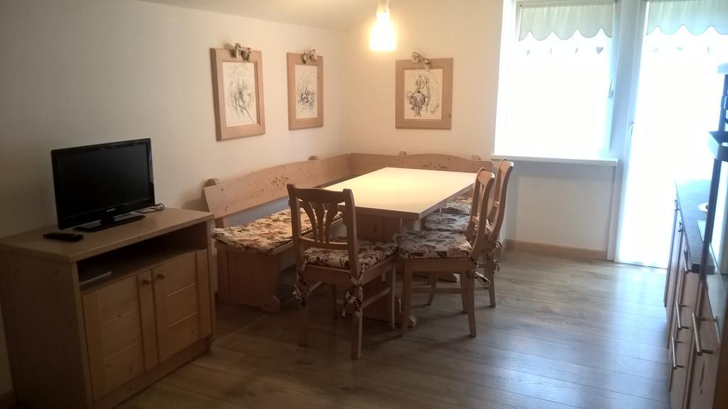 Appartamento Stella Alpina Campitello di Fassa Esterno foto
